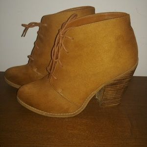 Call it spring Chunky heel Booties